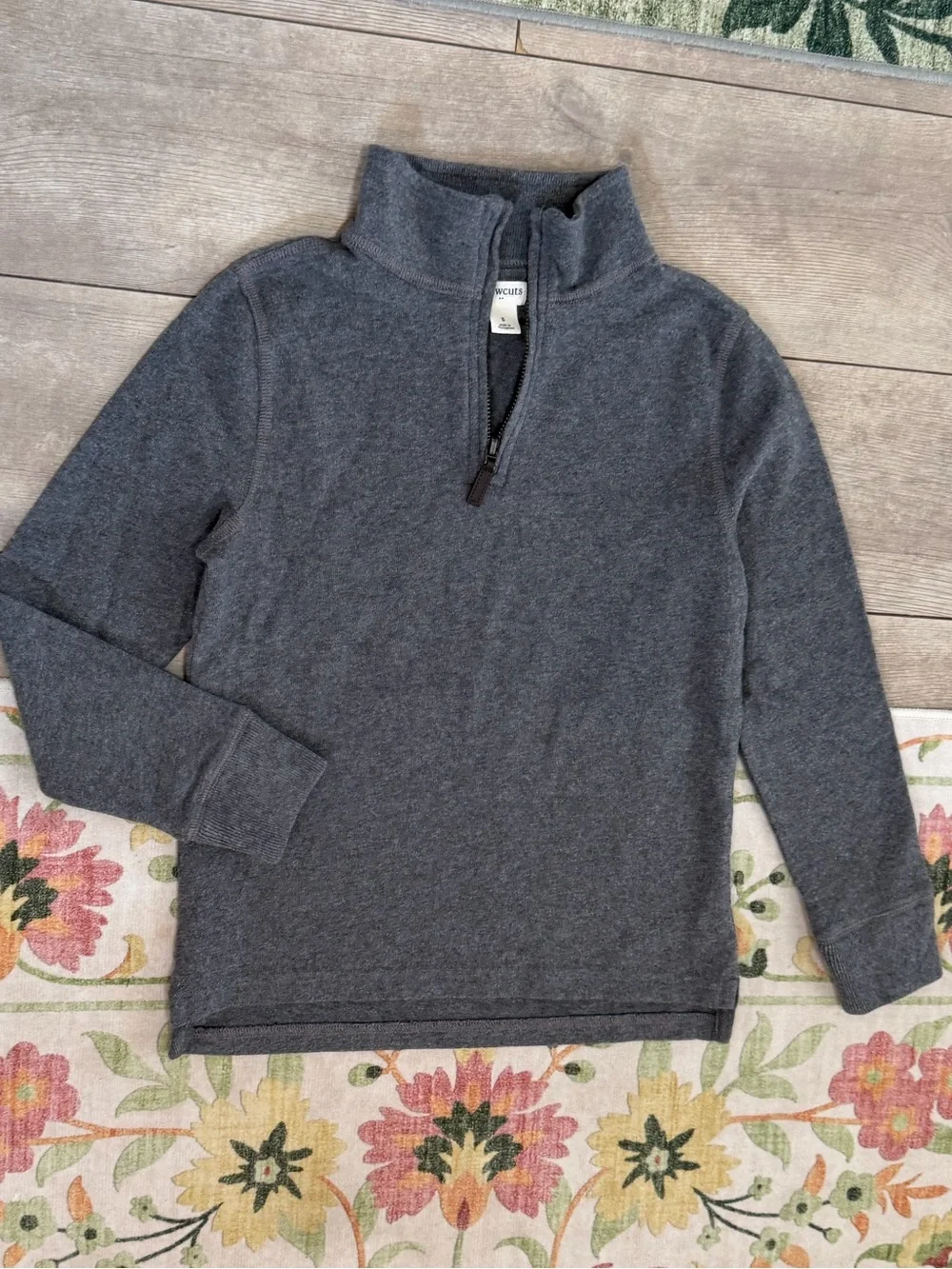 Crewcuts charcoal gray boys' quarter-zip pullover sweater Size small